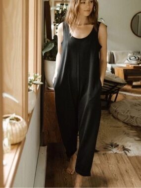 Jackson Rowe Black Sleeveless Jumpsuit Wide Leg Size Large